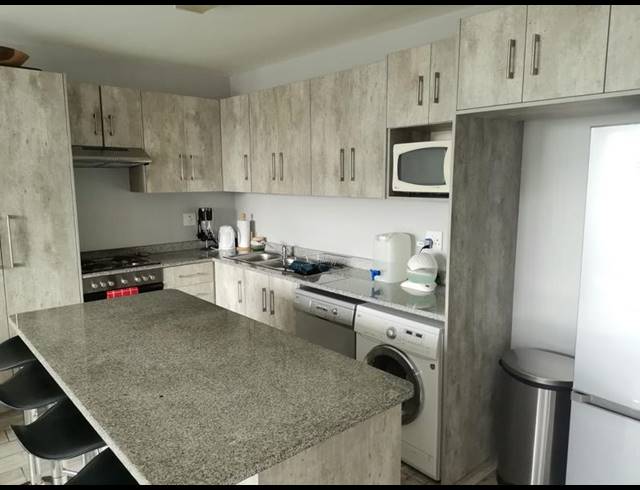 3 BEDROOM APARTMENT FOR SALE IN ISLAND VIEW